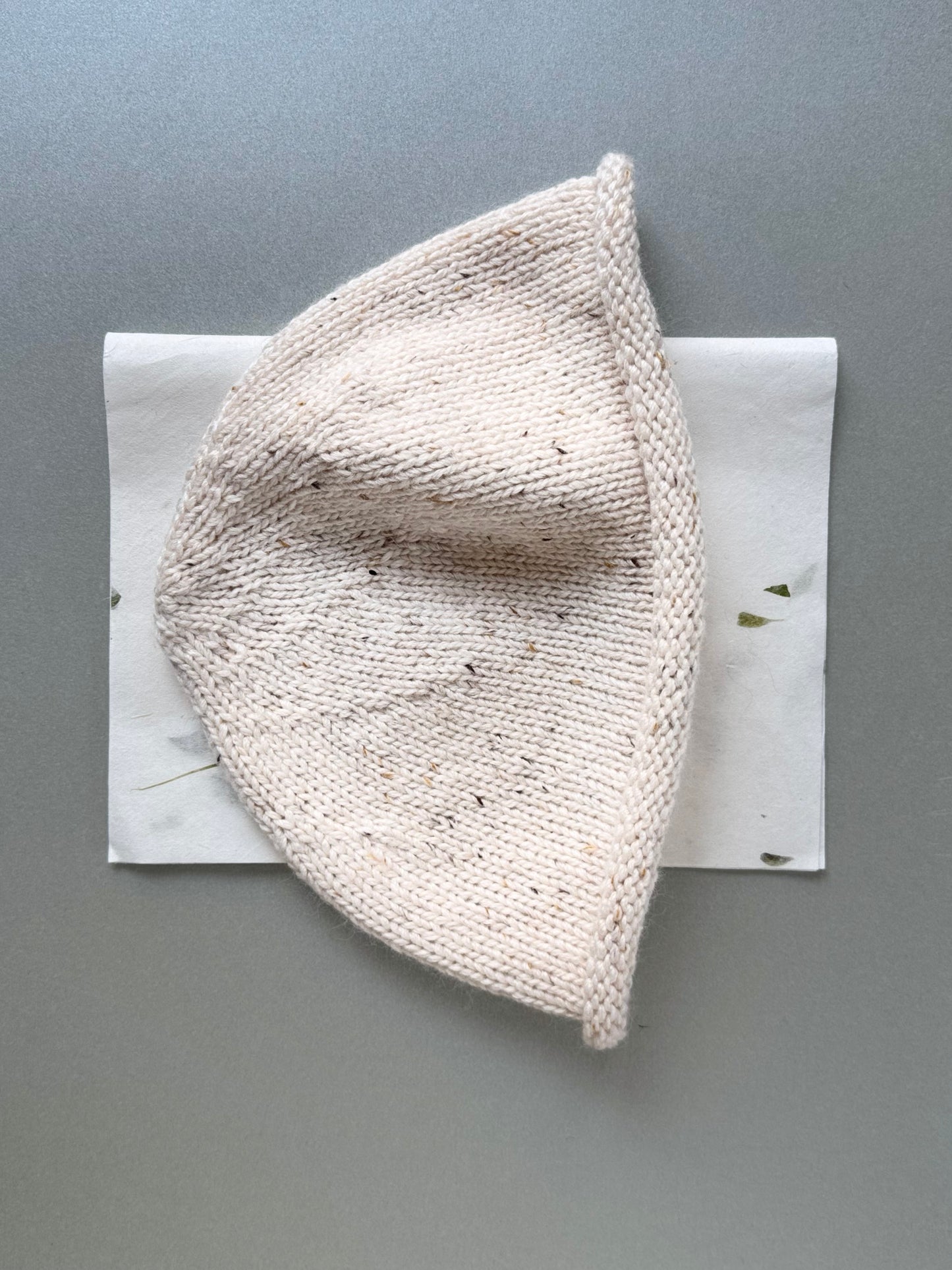 TWEED BEANIE MILKY