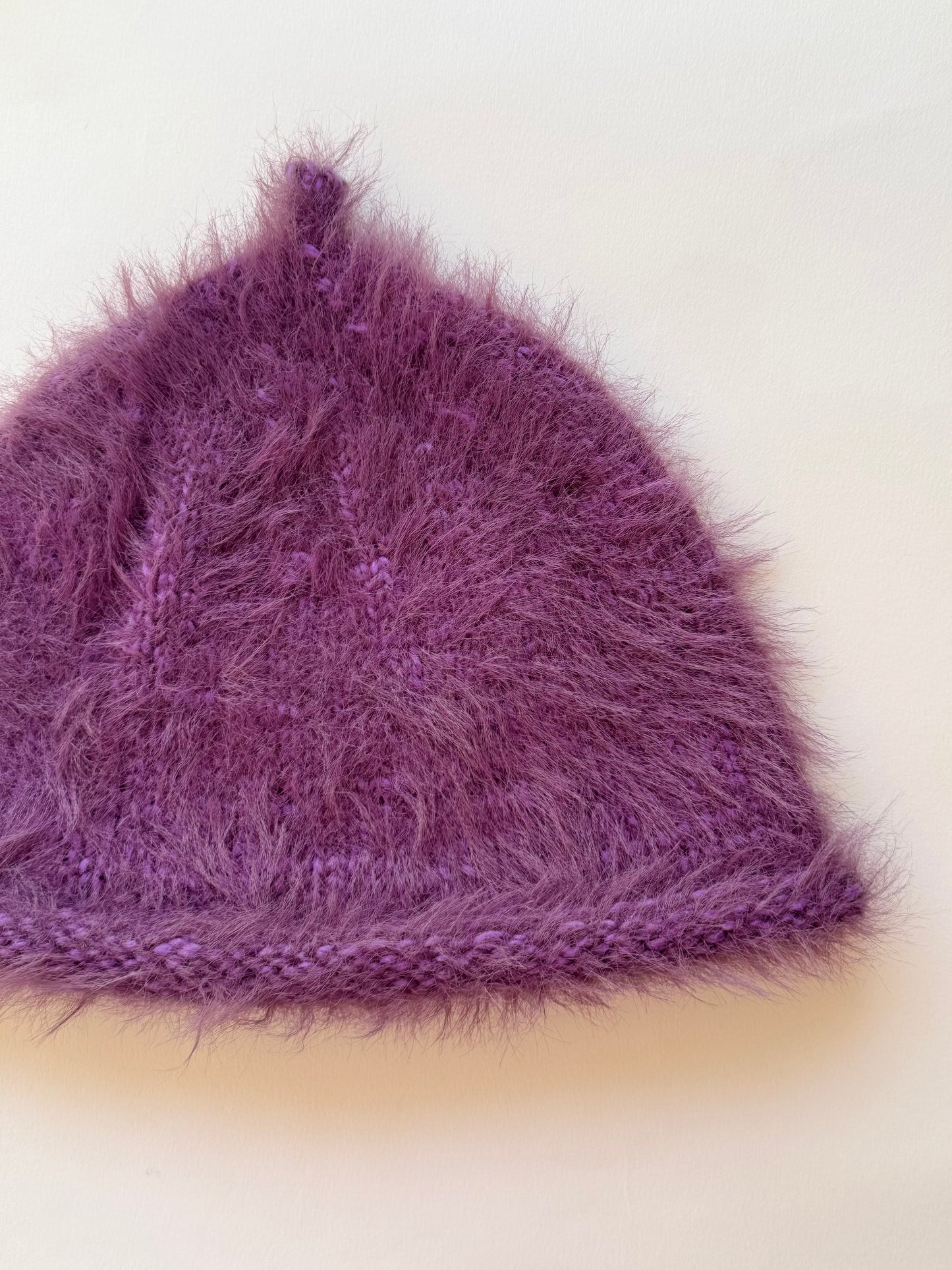 FLUFFY BEANIE PURPLE
