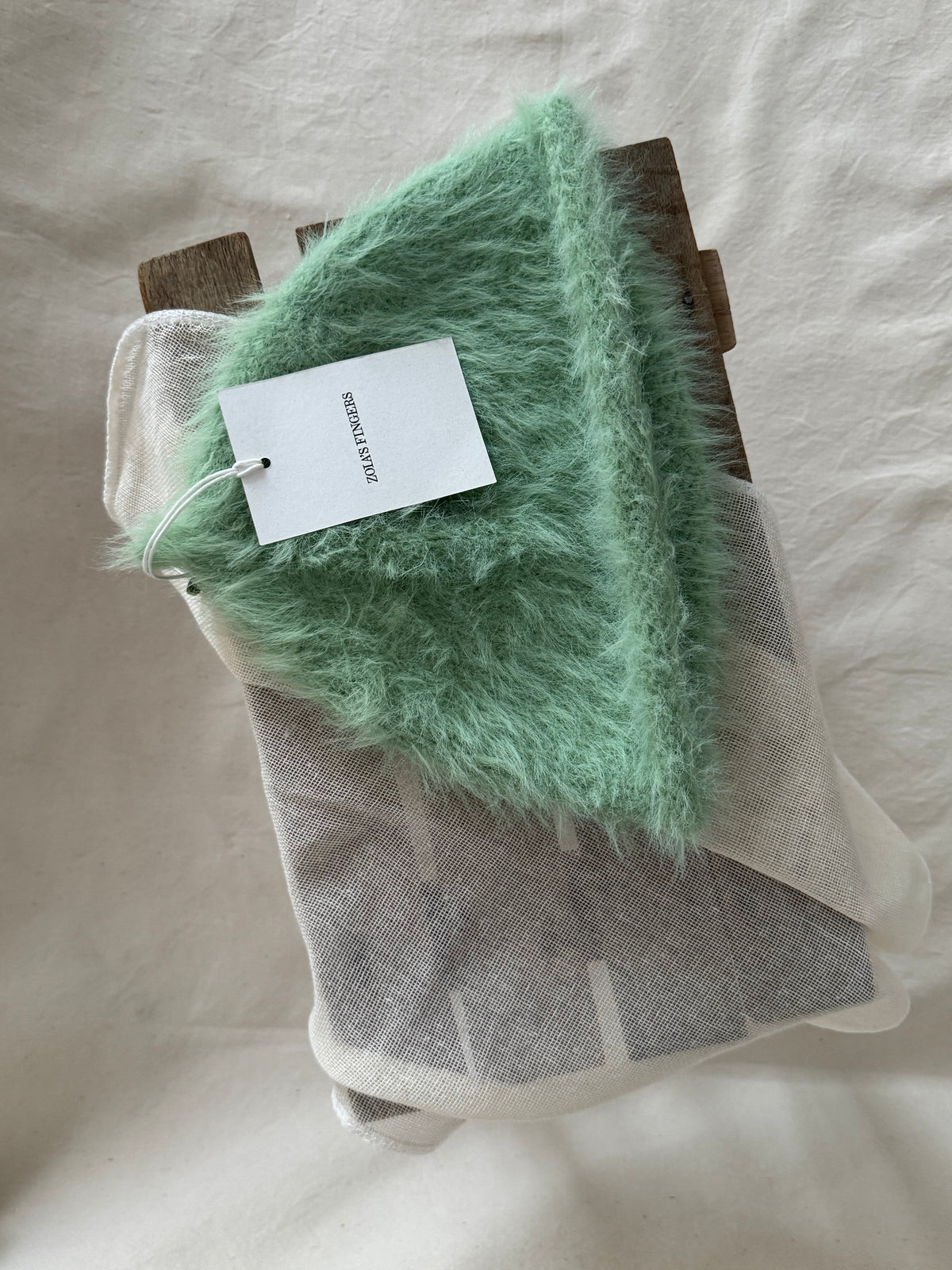 FLUFFY BEANIE GREEN