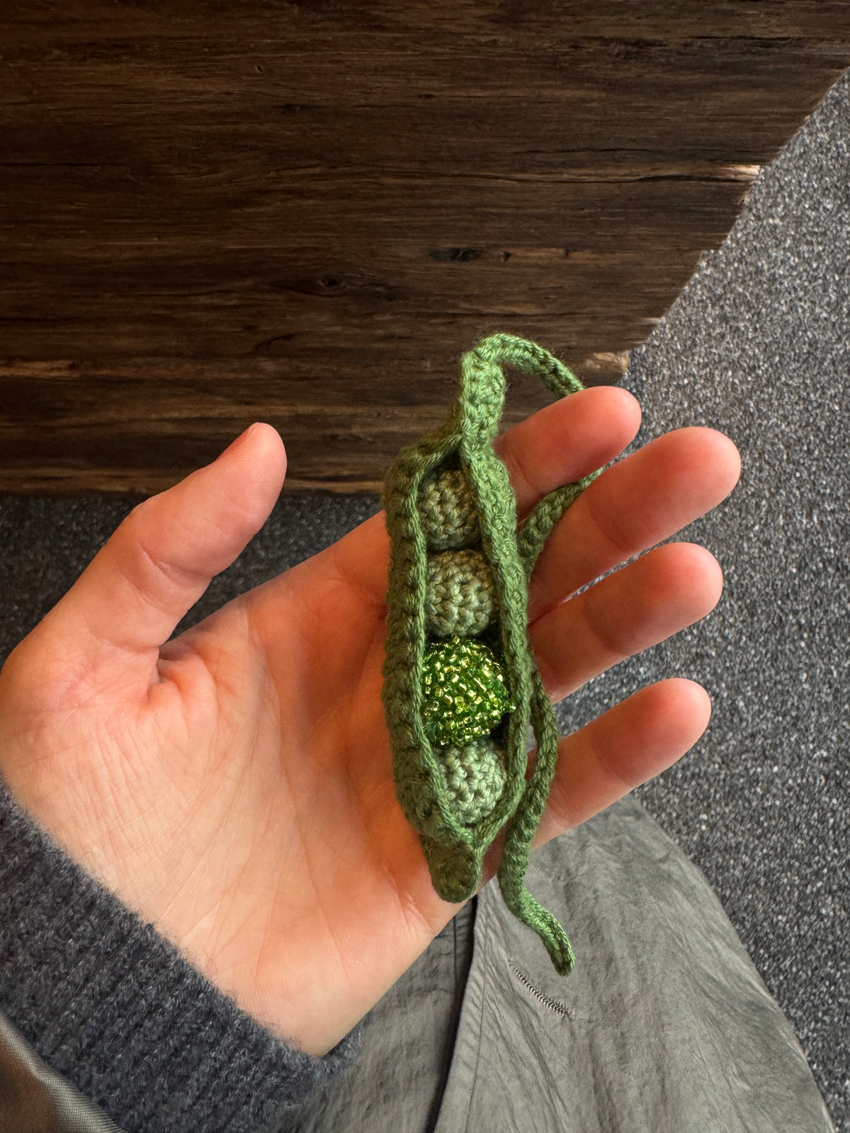 Green Pea Charm no.4 Beaded