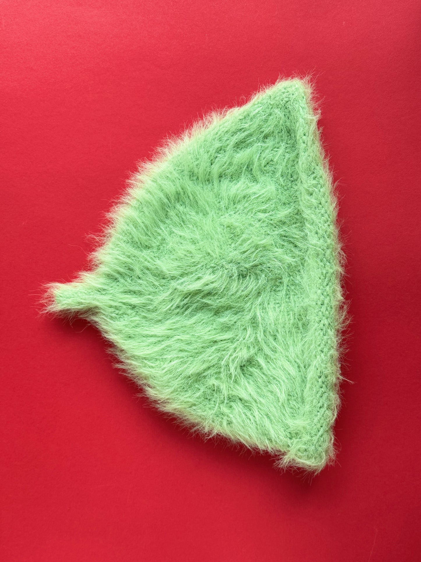 FLUFFY BEANIE GREEN