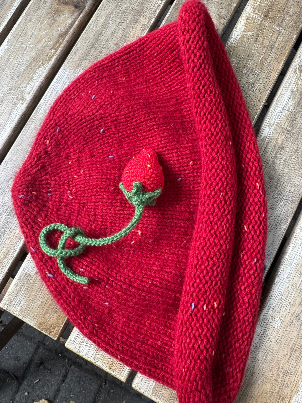 Strawberry Charm Without Leaf Beaded