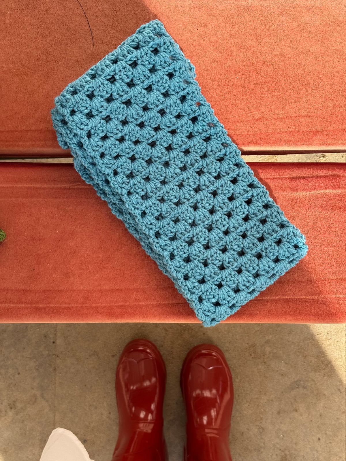 Crochet scarf blue