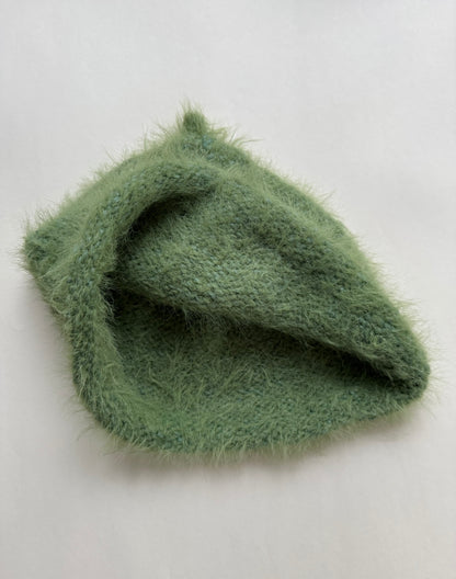 FLUFFY BEANIE GREEN