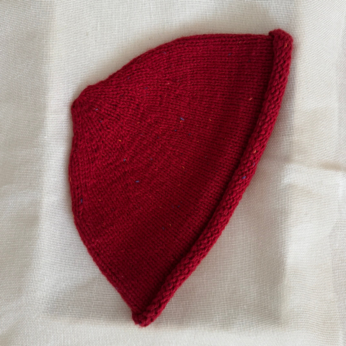 TWEED BEANIE RED
