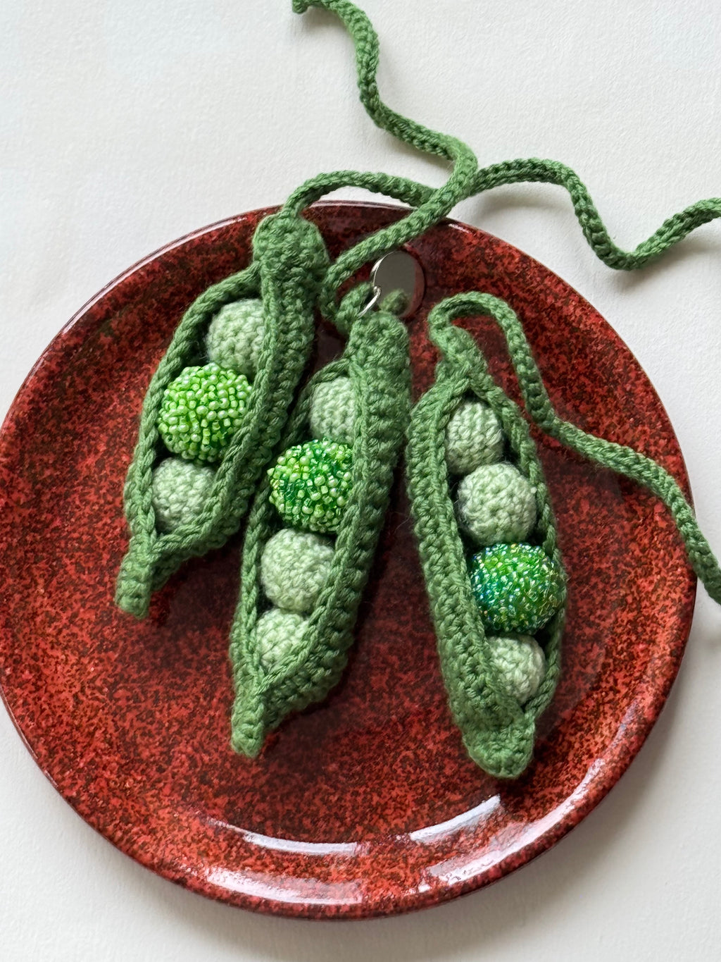 Green Pea Charm no.4 Beaded