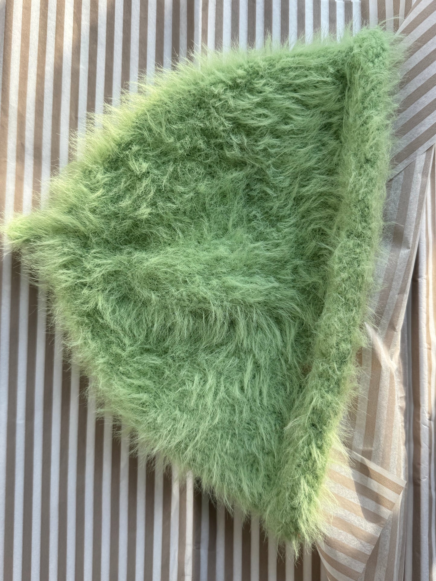 FLUFFY BEANIE GREEN