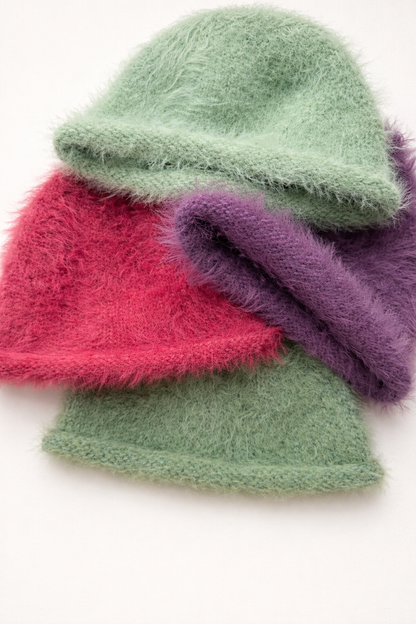 FLUFFY BEANIE GREEN