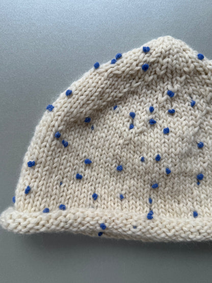 BEANIE POM POM